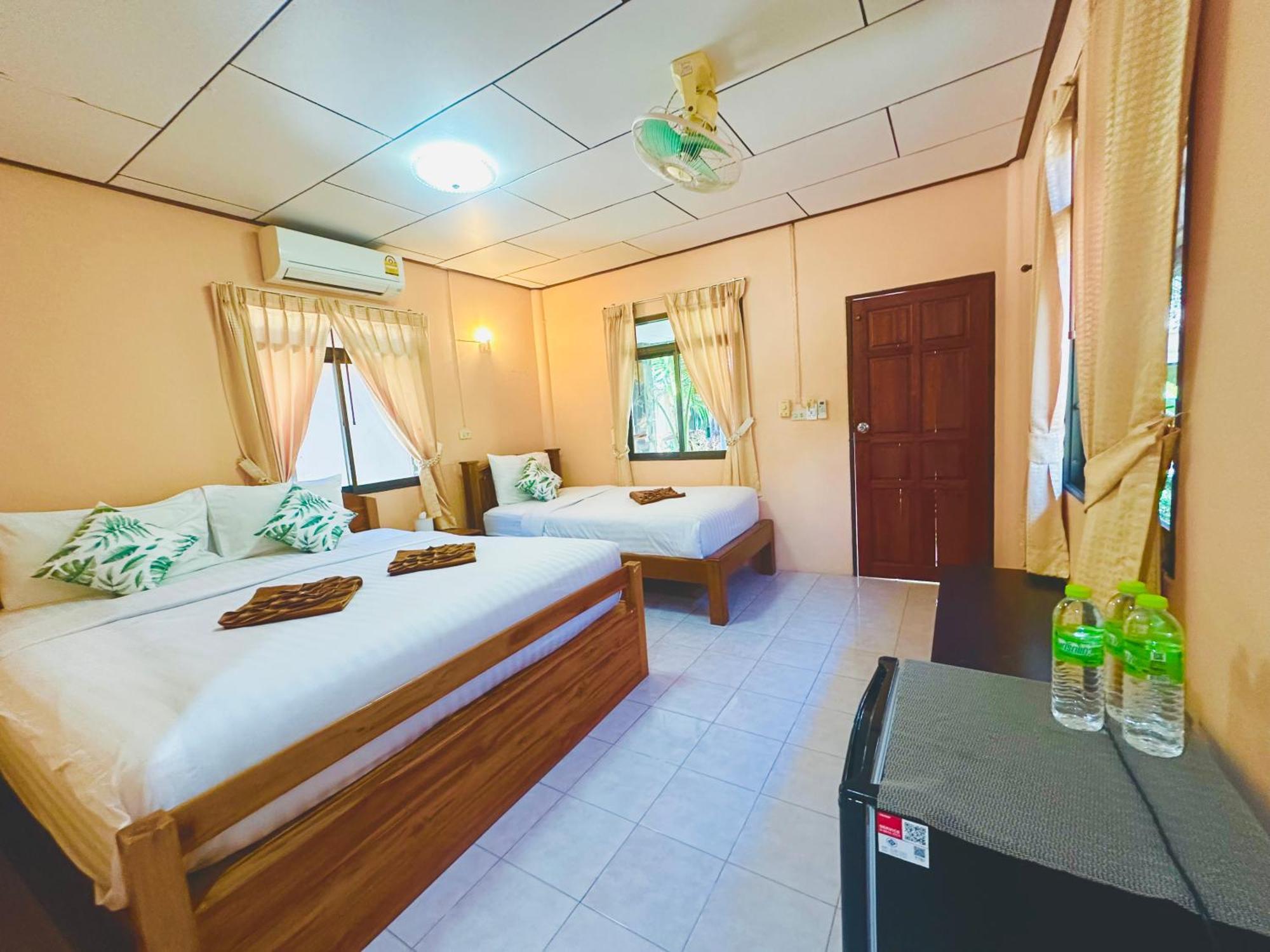 Family House Resort, Haad Rin Room photo